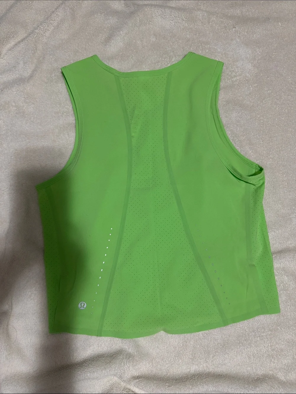 Lululemon Swift Ventilated Running tank 4  Green